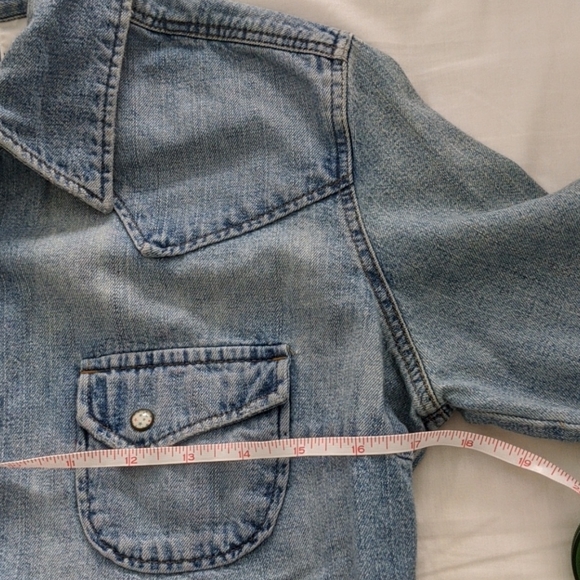 💙Vintage LEVI's Denim Shirt💙 - Picture 6 of 9